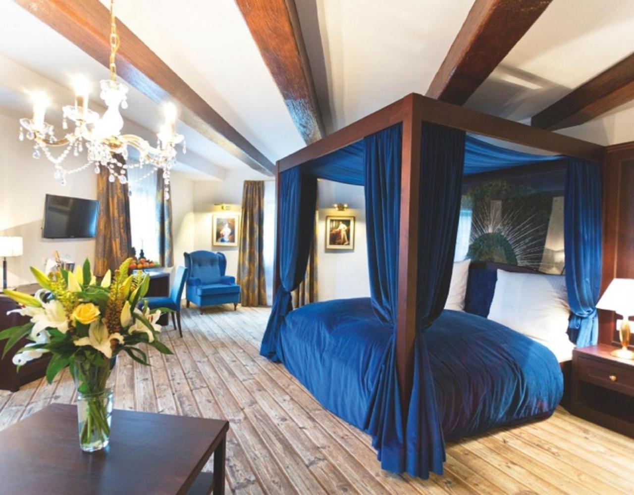 Forsthaus Woernbrunn Hotel Grunwald Ngoại thất bức ảnh
